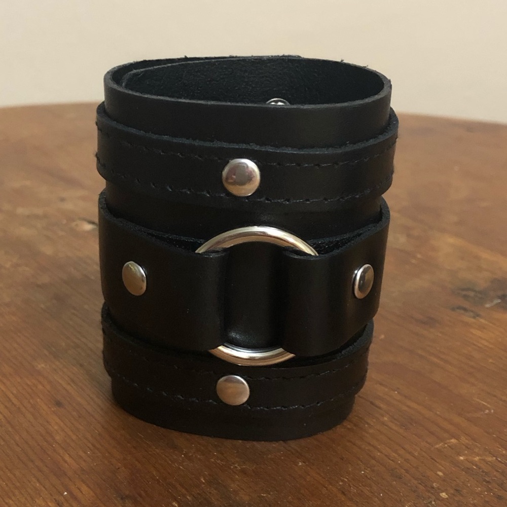 NWOT Men’s Black Genuine Leather Cuff